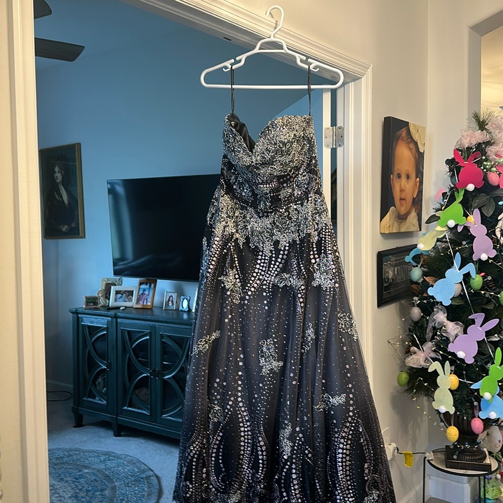Mother of the groom dress long and large skirt